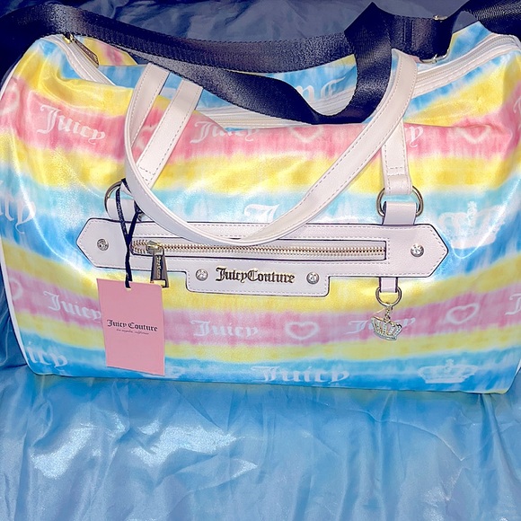 JC Weekender 💘 - Picture 3 of 3